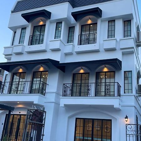 Casa Luna Bangkok Exteriör bild